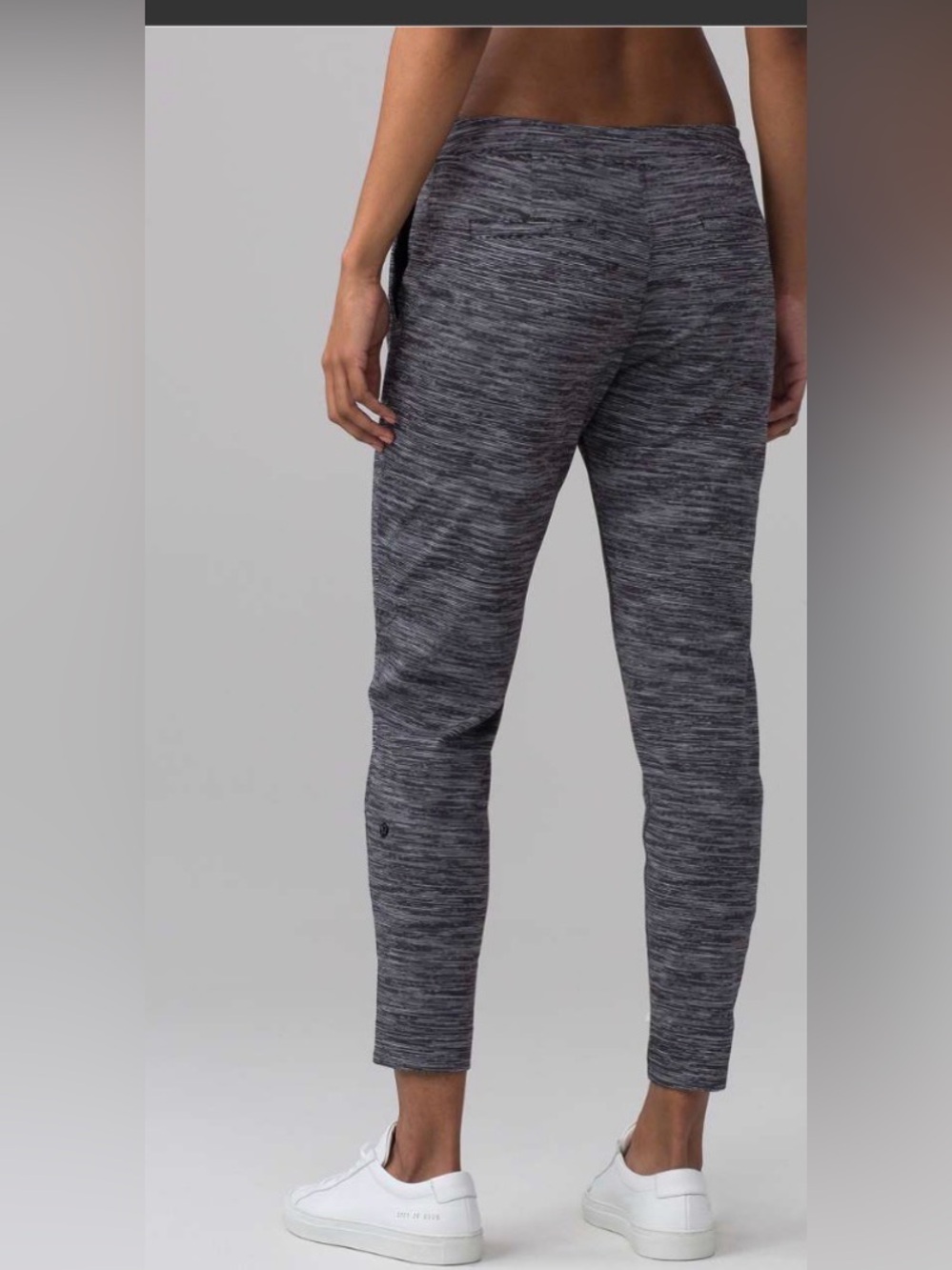Lululemon Luxtreme Pants Sz 8 Black stripes - Picture 3 of 8